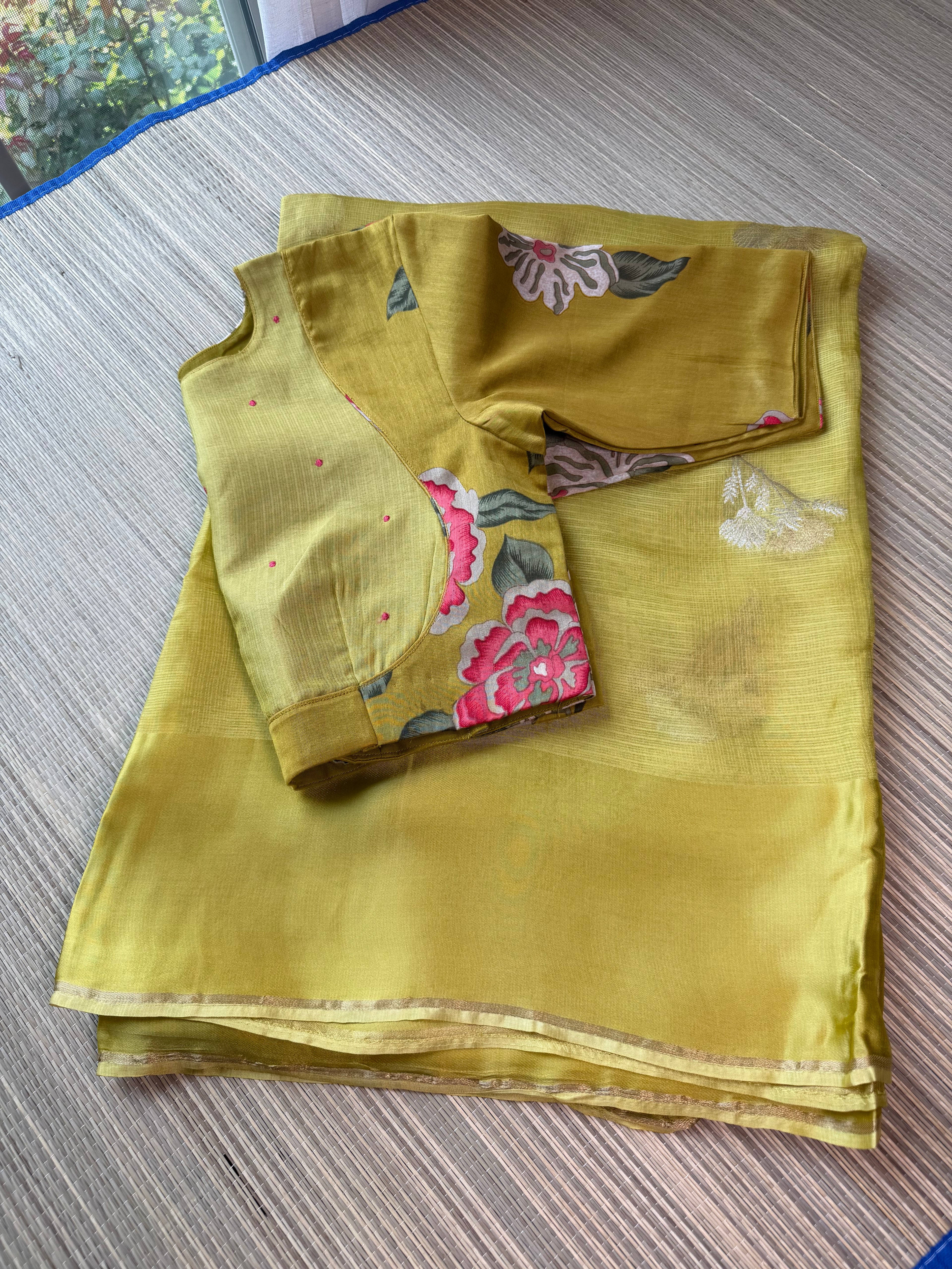 Kota Saree with printed sleeve Blouse -  Green