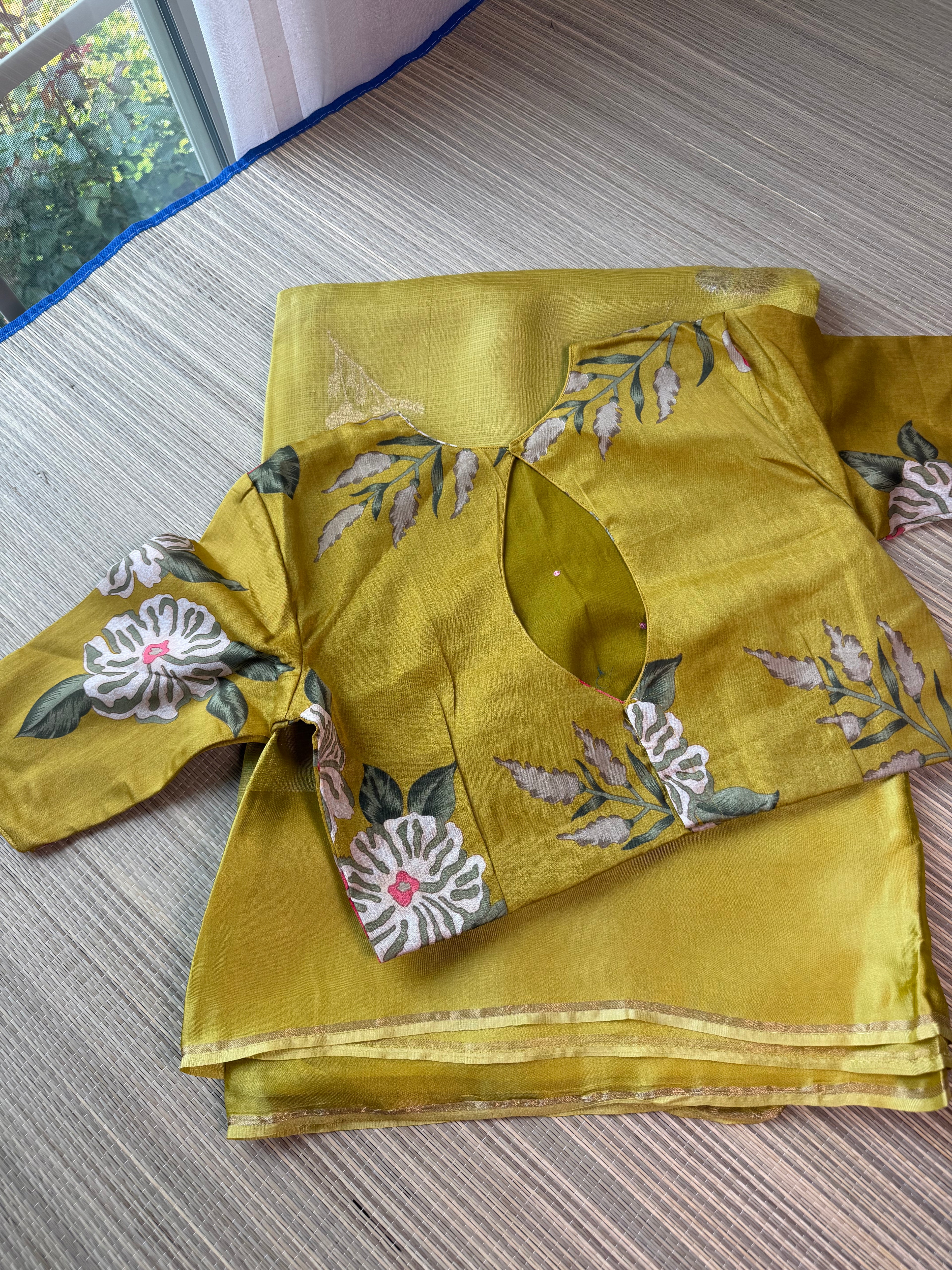 Kota Saree with printed sleeve Blouse -  Green