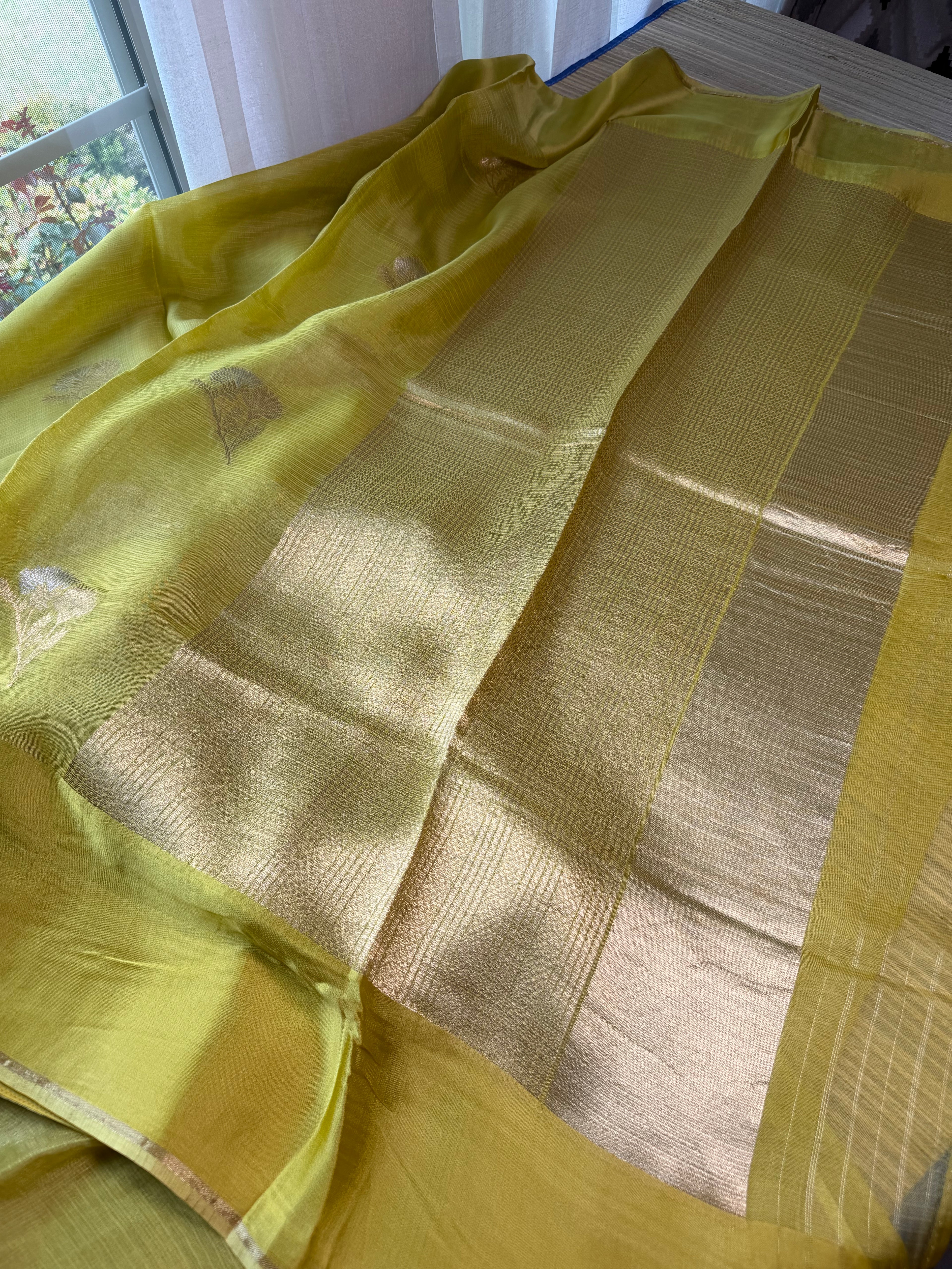 Kota Saree with printed sleeve Blouse -  Green