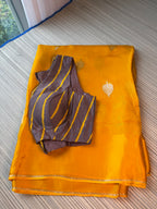 Kota Saree with printed sleeveless Blouse - Yellow/Brown