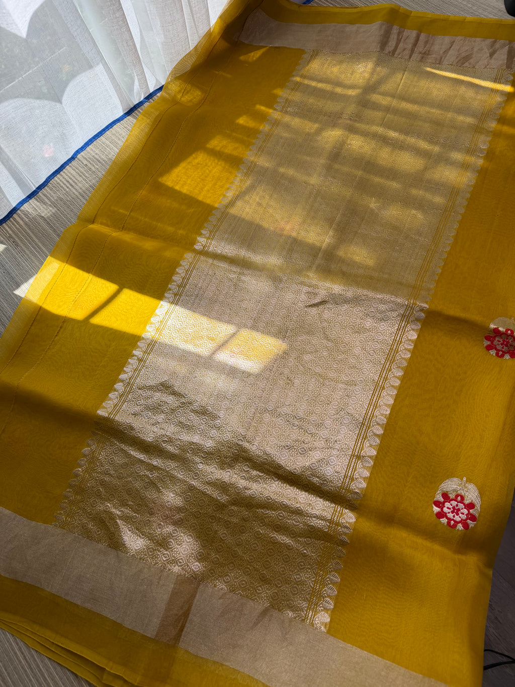 Kora Organza Saree with Rich Brocade Blouse