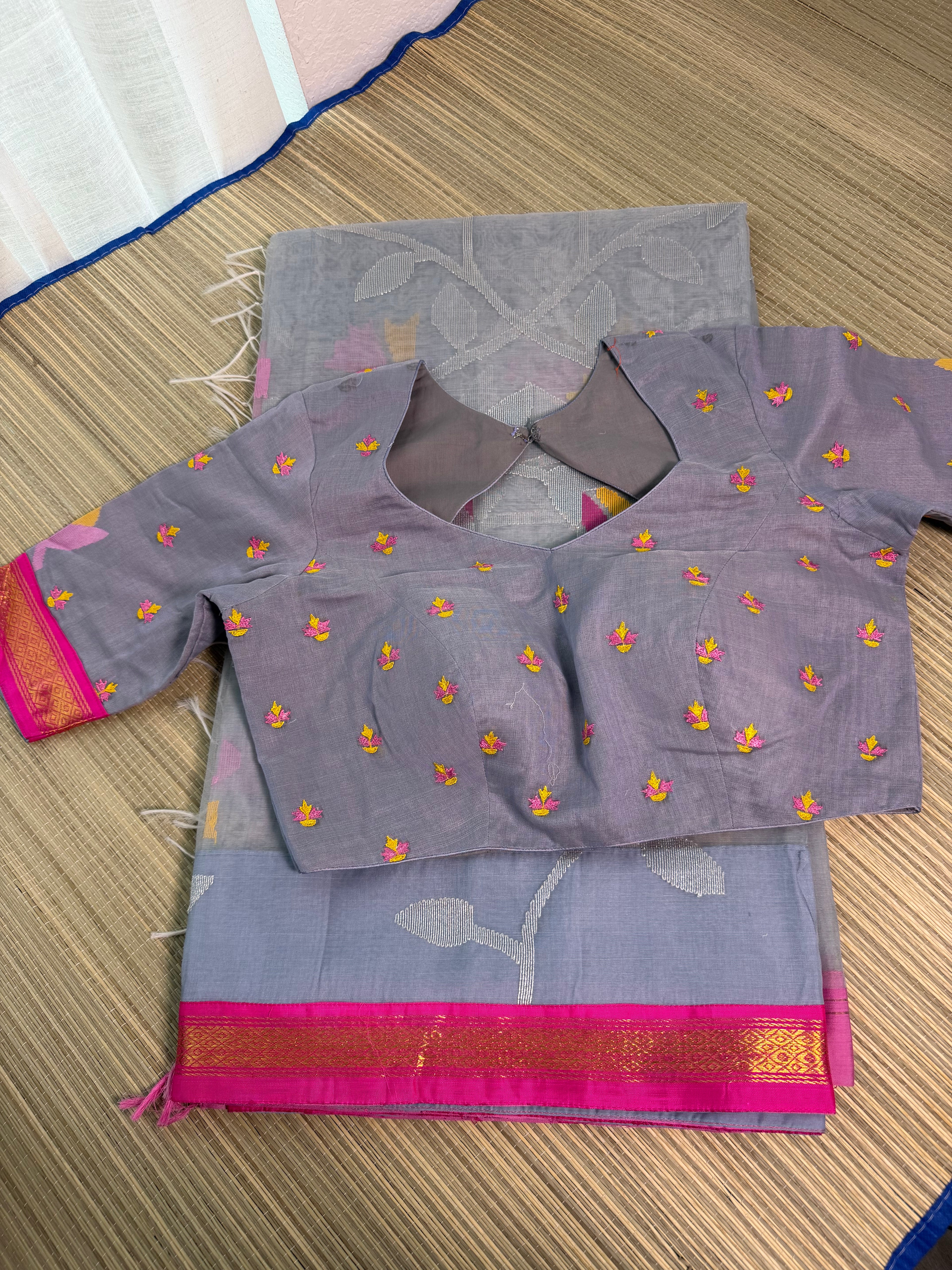 Muslin Jamdani Saree with Kanchi Border -