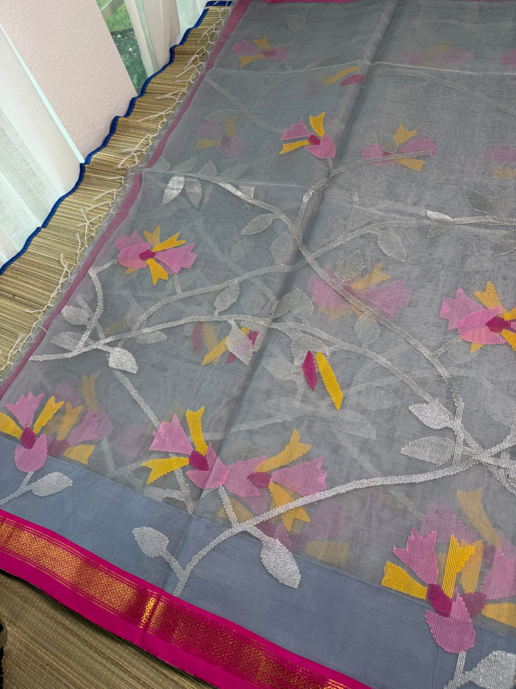 Muslin Jamdani Saree with Kanchi Border -