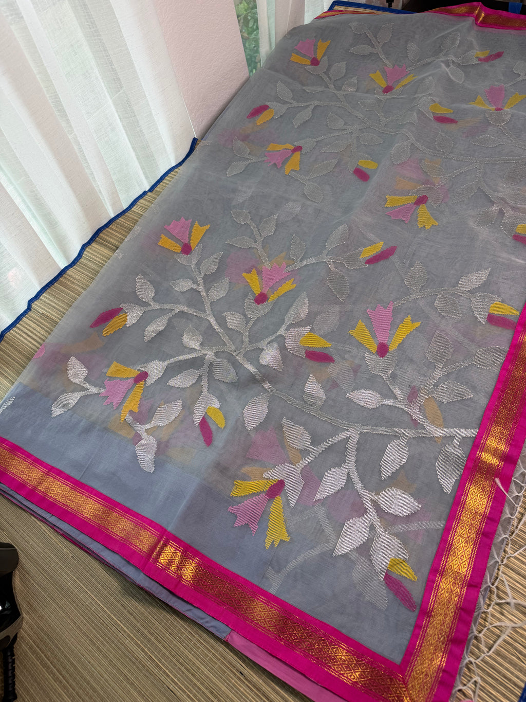 Muslin Jamdani Saree with Kanchi Border -