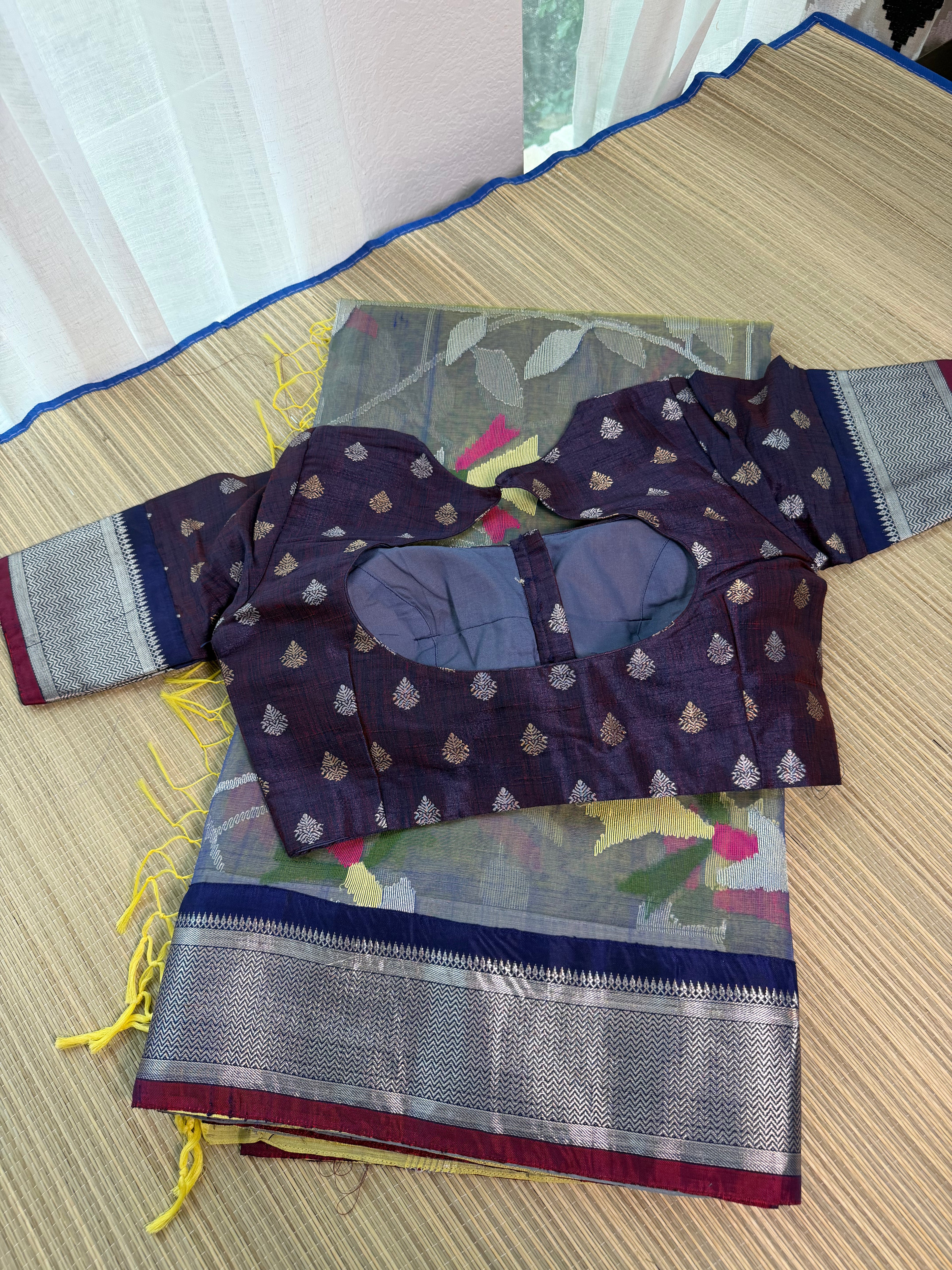 Muslin Jamdani Saree with Kanchi Border - Silver border