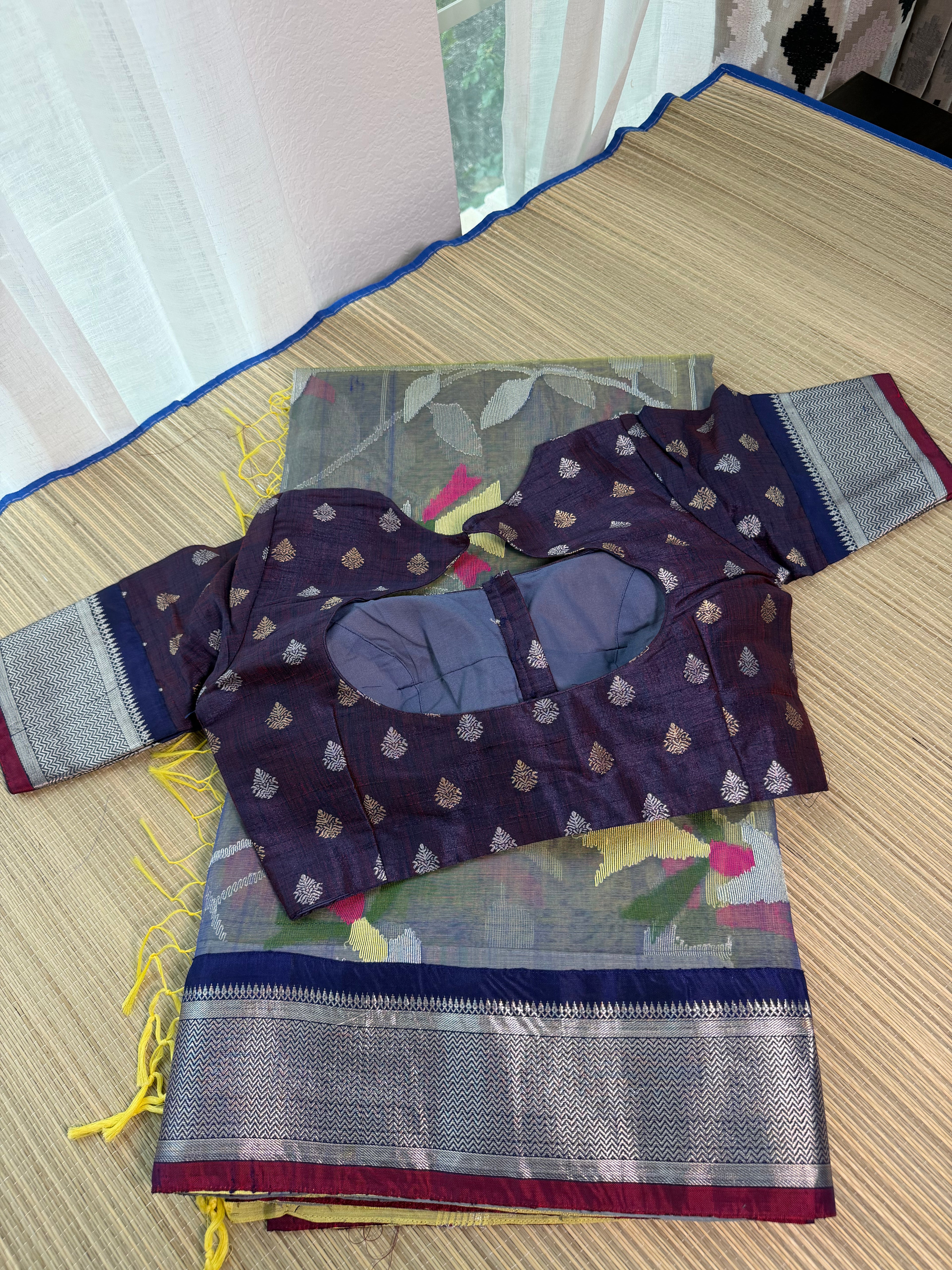 Muslin Jamdani Saree with Kanchi Border - Silver border
