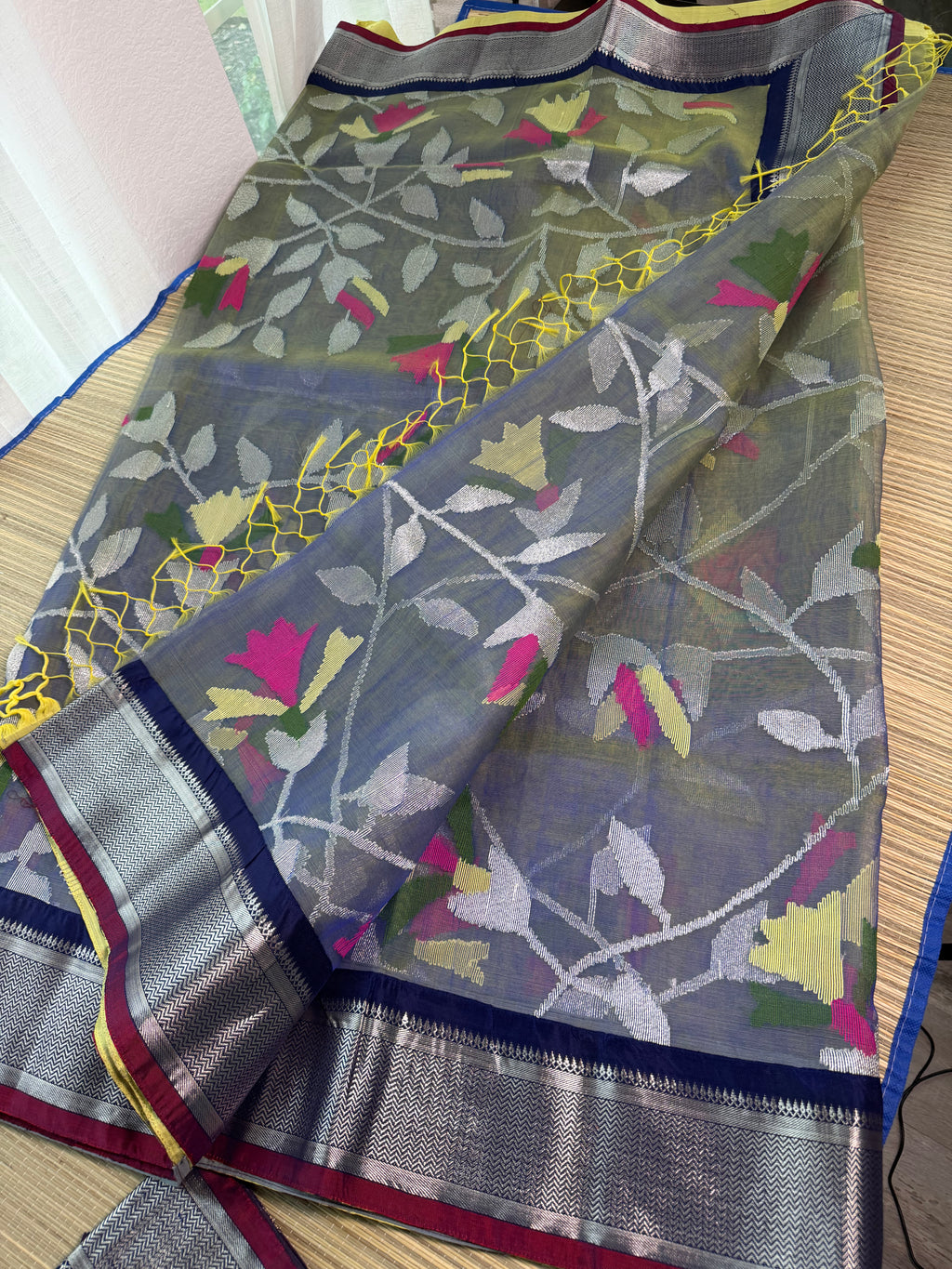 Muslin Jamdani Saree with Kanchi Border - Silver border