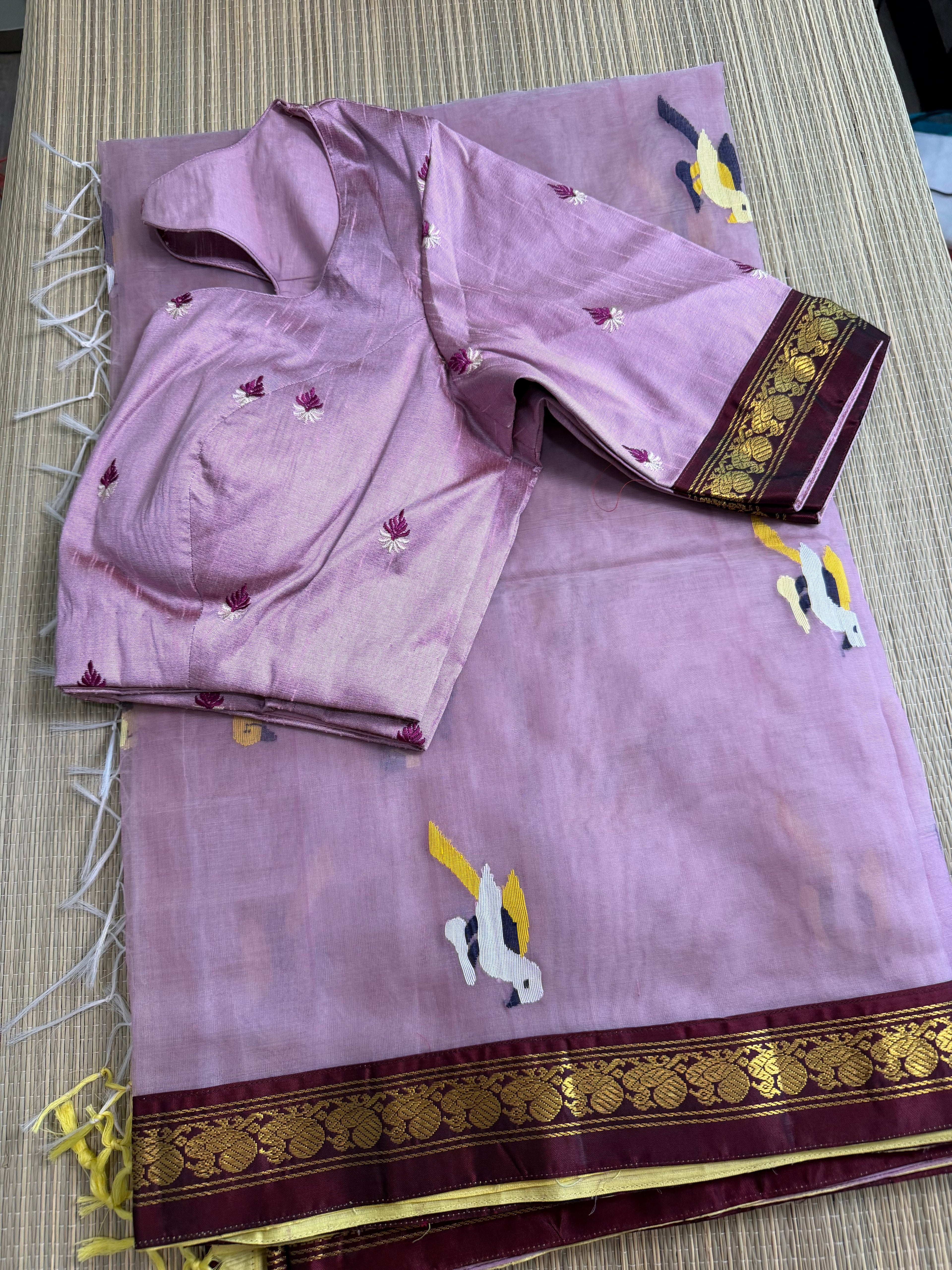 Muslin Jamdani Saree with Kanchi Border - Mauve
