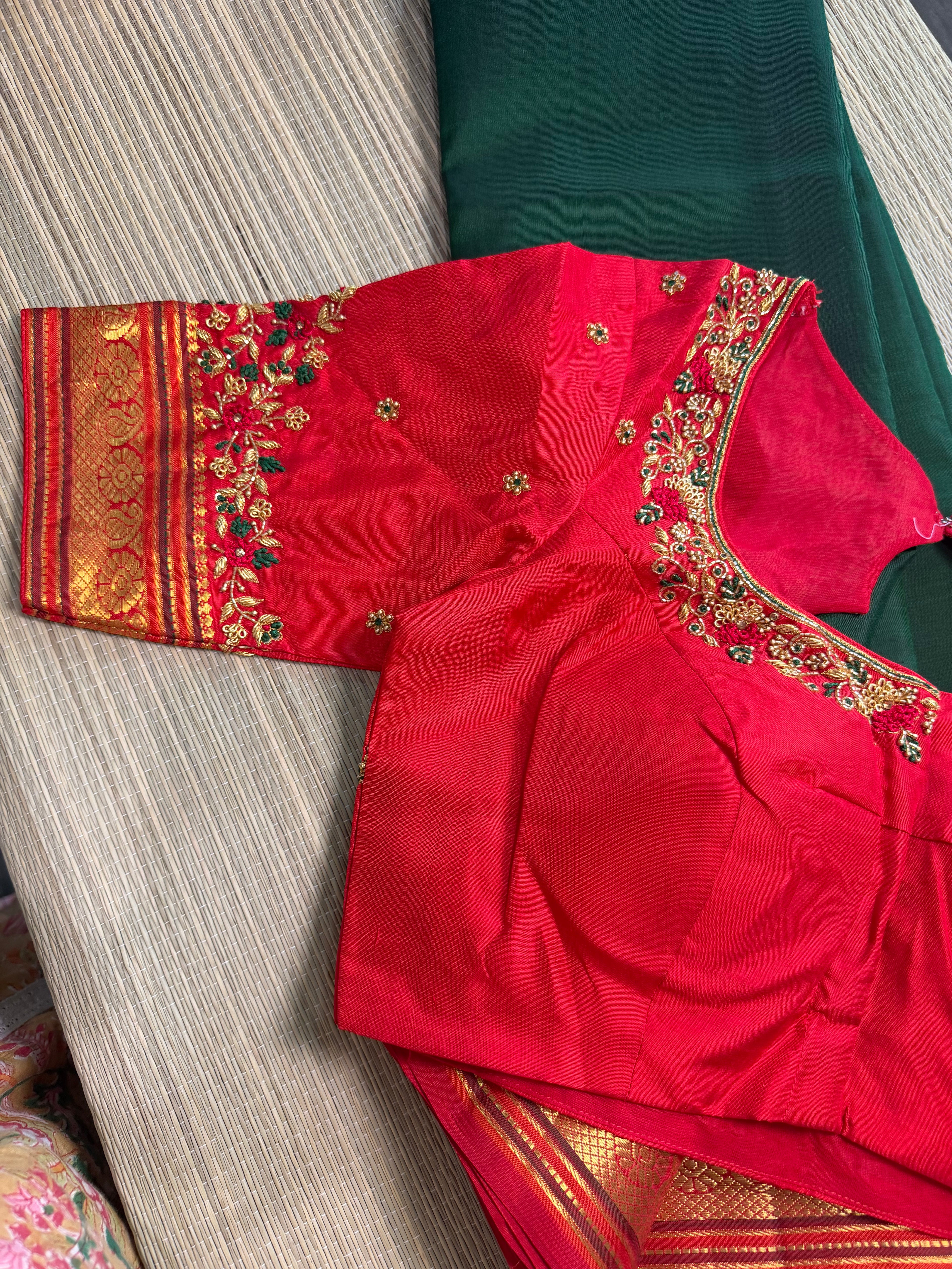 Bottle Green Kanchipuram Silk Saree with Embroidered Blouse (Copy)