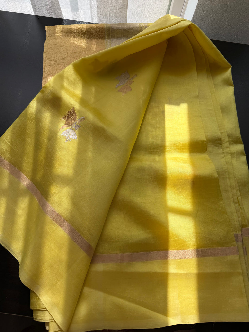 Yellow Benarasi Saree with Floral Motifs