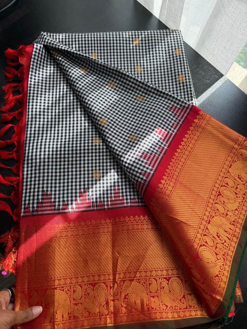Black and white check with kanchi style border gadwal saree