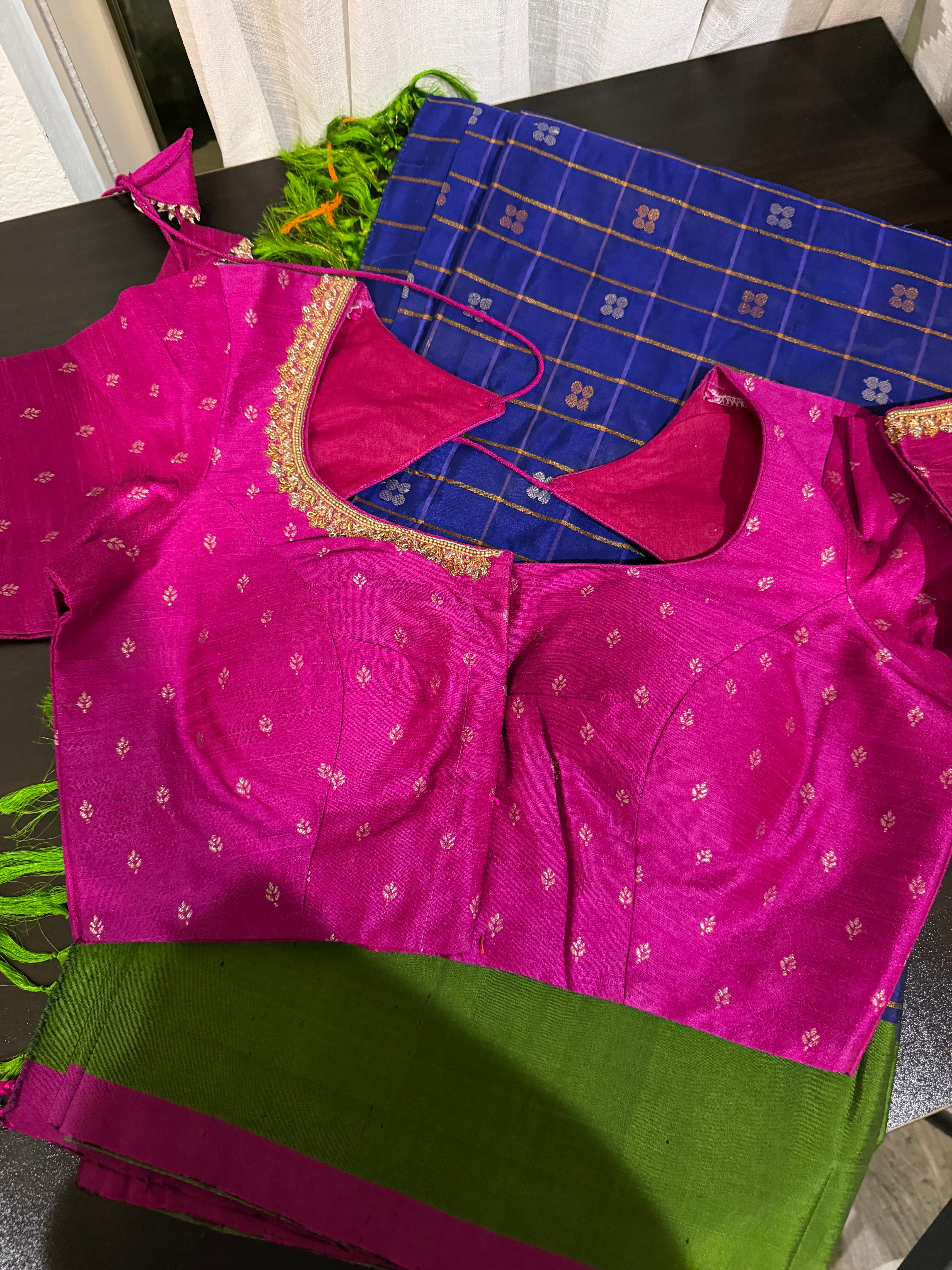 Green & Magenta Gadwal Silk Saree with Embroidered Blouse